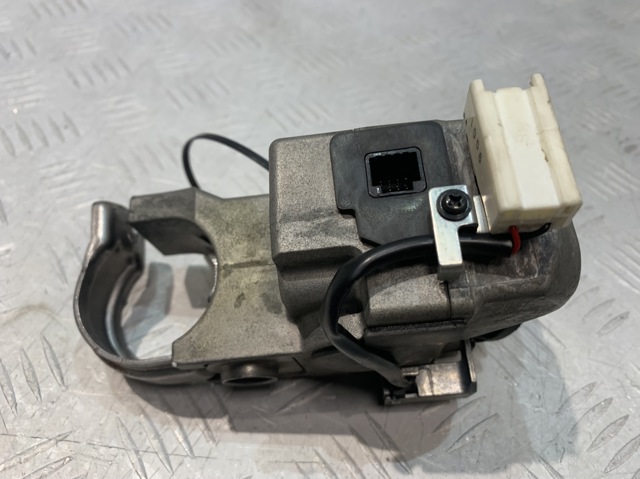 MAZDA GAA96615XD Замок зажигания в наличии Житомир