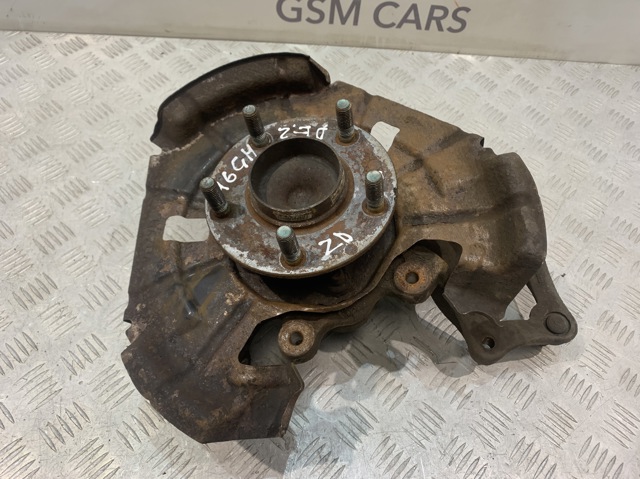 Цапфа - поворотный кулак задний, левый GS1D2612XB MAZDA
