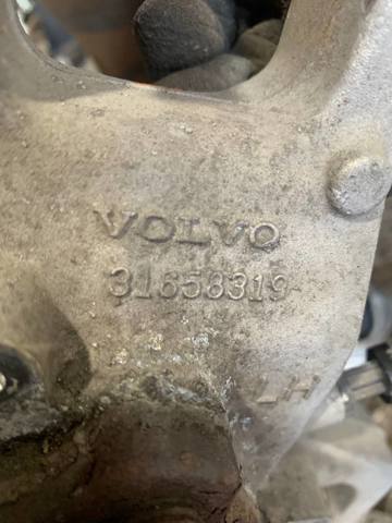 Цапфа (поворотный кулак) задний левый 31658319 VOLVO