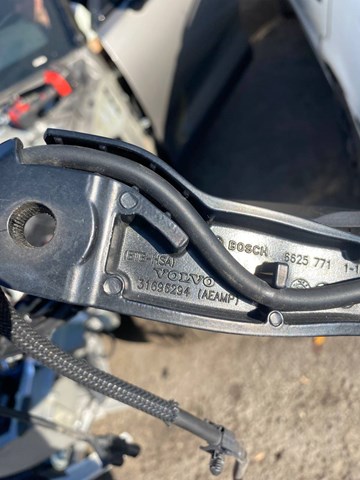Поводок стеклоочистителя 31696294 VOLVO