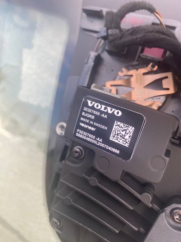 Камера заднего вида 32327655 VOLVO