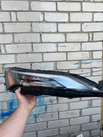 Ходовые огни, правый 261206RR0D NISSAN