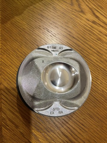 Блок двигателя LR062617 LAND ROVER