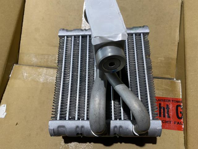 272817696R RENAULT Испаритель кондиционера купить в Хмельницкий