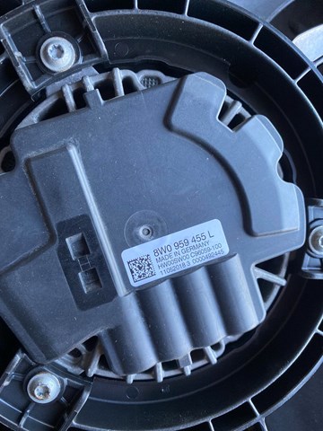 VAG 8W0121003C в наличии Харьков