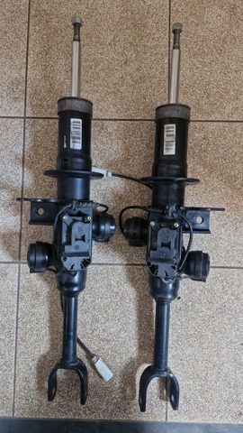 Передний правый амортизатор 37116857696 BMW