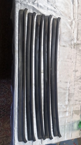 BMW 51767206521 Уплотнитель капота в наличии Черновцы
