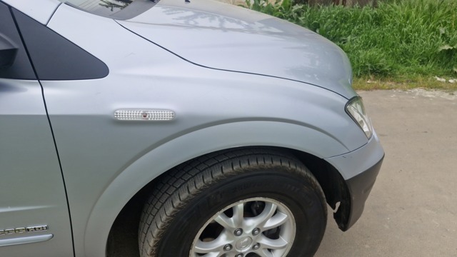 Переднее правое крыло 5182131000 SSANG YONG