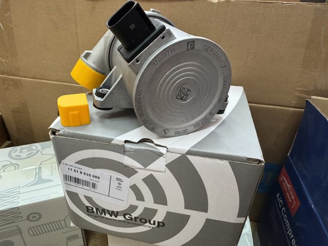 11518635089 BMW Помпа купить в Павлоград