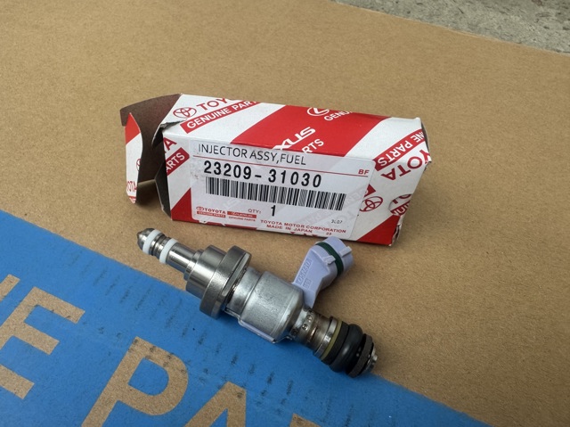 Форсунки 2320931030 TOYOTA
