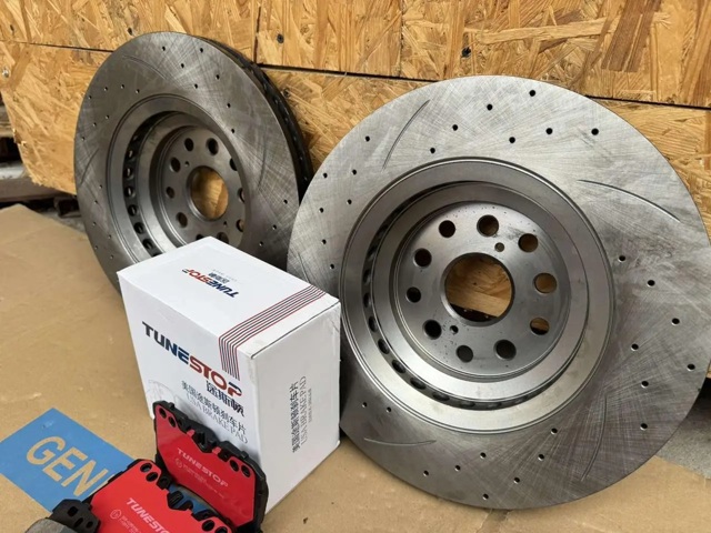 4351250240 TOYOTA Передние тормозные диски купить в Николаев