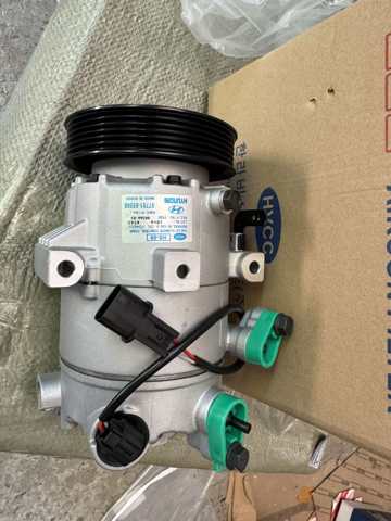 Компрессор хладагента 977013S000 HYUNDAI