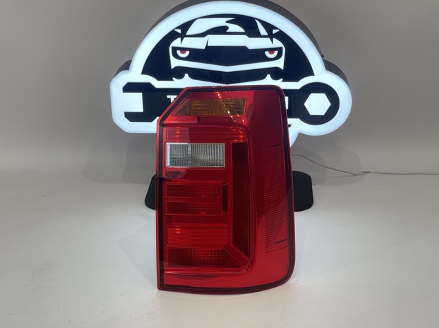 VAG 2K1945096T Фонарь задний правый в наличии Ровно