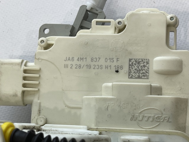 4M1837015F Замок водительской двери купить Ирпень