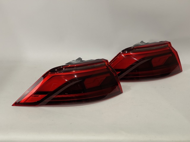 4M8945091 VAG купить в Ужгород