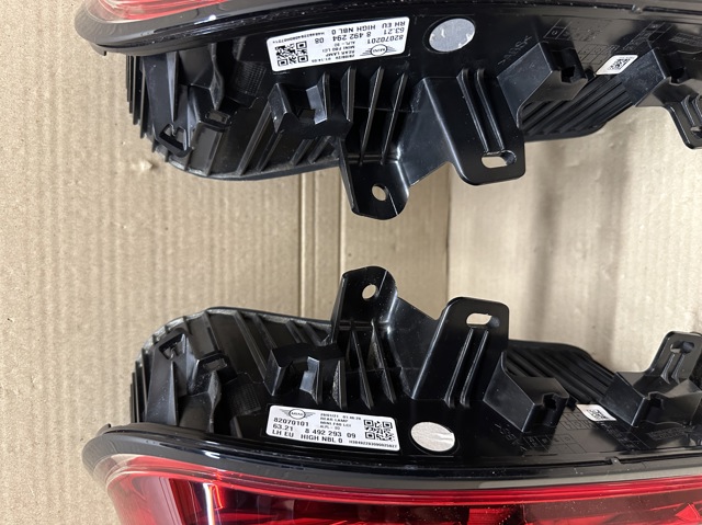 63218492293 BMW Фонарь задний левый купить в Киев