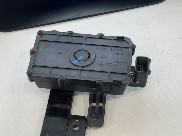 79170D7000 HYUNDAI купить в Полтава