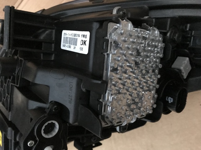 HYUNDAI 92101G4100 Фара левая в наличии Ирпень