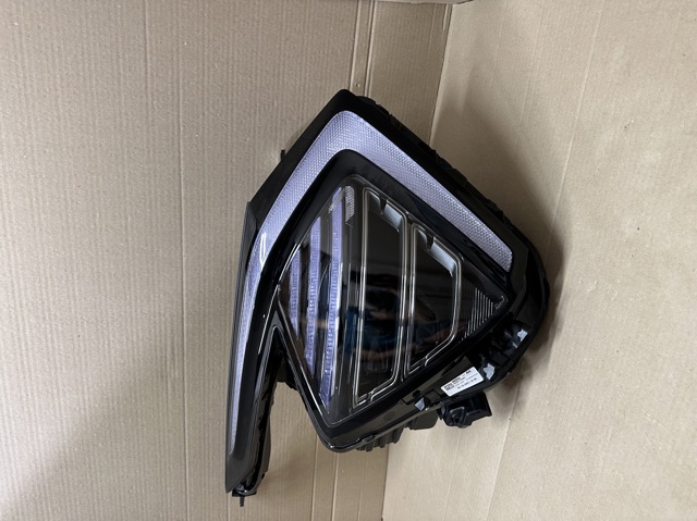92102R2100 HYUNDAI Фара правая купить в Украина