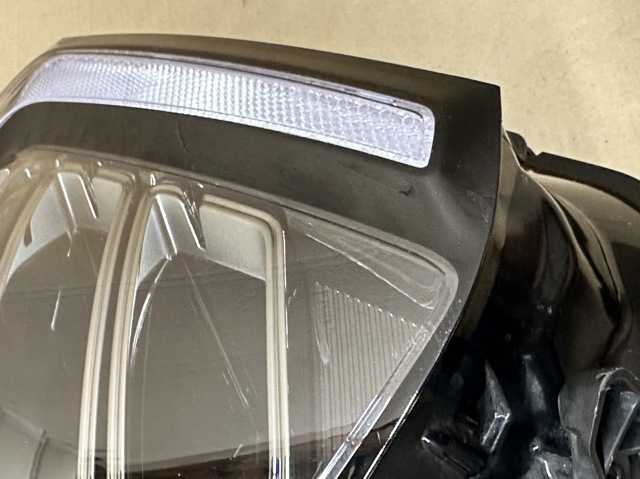 92102R2100 HYUNDAI Фара правая купить в Харьков
