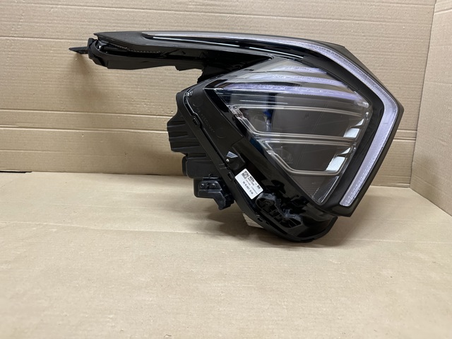 92102R2100 HYUNDAI Фара правая купить в Павлоград