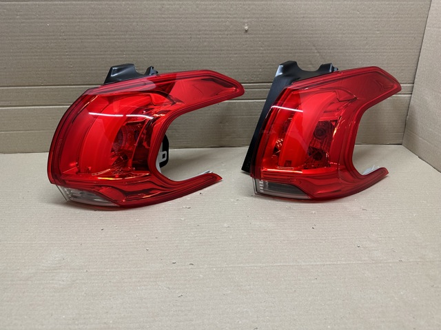 PEUGEOT 9678074380 Фонарь задний правый внешний в наличии Хмельницкий