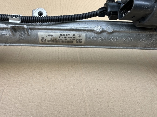 971423051EN PORSCHE Рулевая рейка купить в Черновцы