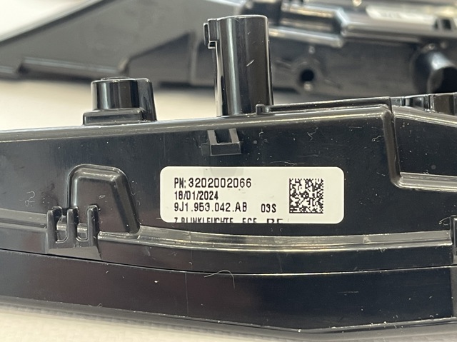 PORSCHE 9J1953042AB в наличии Тернополь