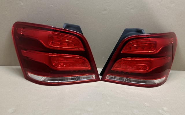 MERCEDES A2049060257 Задний фонарь в наличии Запорожье