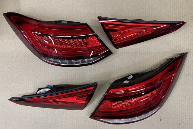 MERCEDES 2579064600 Фонарь задний левый внутренний в наличии Винница