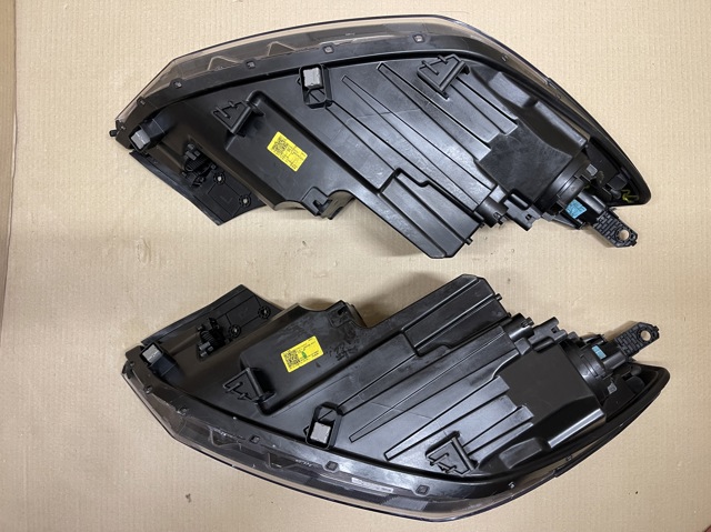D792111A20 HYUNDAI купить в Украина
