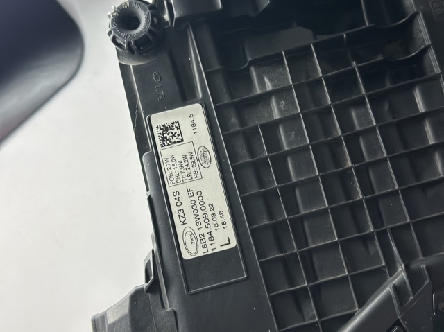 L8B213W030EF LAND ROVER купить в Винница