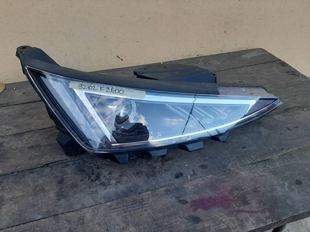 92102F2500 HYUNDAI Фара правая купить в Ровно