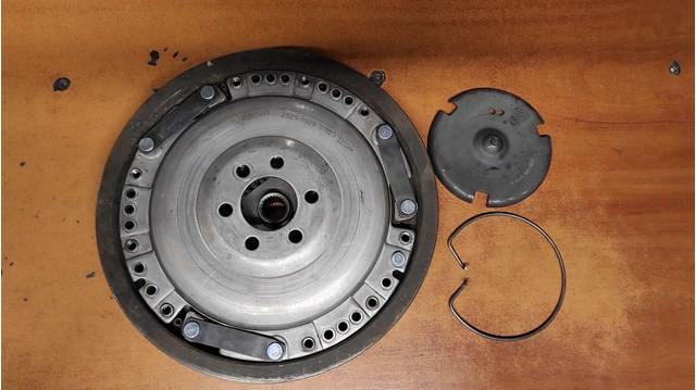 VAG 027105273C в наличии Полтава