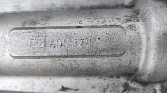02B409320C Опора подвесного подшипника передней полуоси купить Ровно