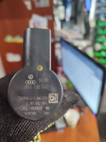 Регулятор давления в топливной рейке Ауди А8 D3