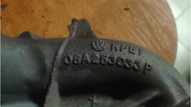 VAG 06A253033P Коллектор выпускной в наличии Кривой Рог