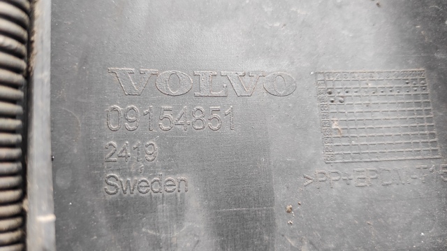 VOLVO 09154851 Передний бампер в наличии Харьков