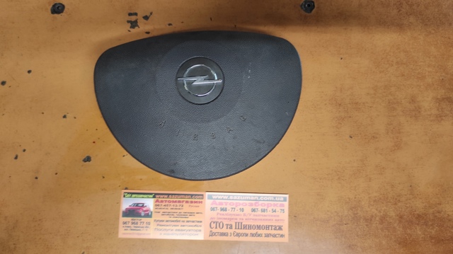 Подушка безопасности водителя 13188242 OPEL