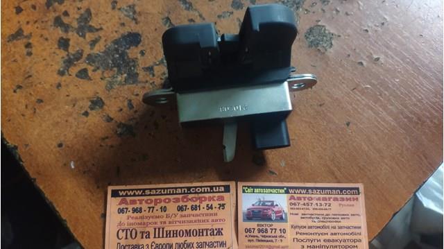 1K6827505C Замок крышки багажника (двери 3/5-й задней) купить Киев