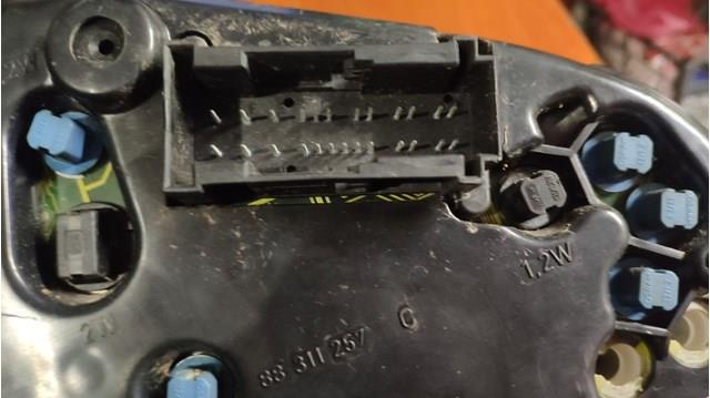 MERCEDES 2105408047 Панель приборов в наличии Черкассы