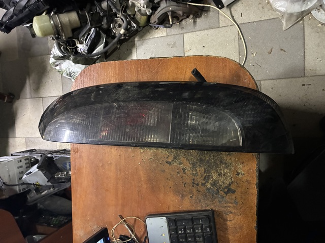 Задний правый стоп 24457236 OPEL