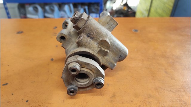 VAG 357422155F Насос ГУР в наличии Черкассы