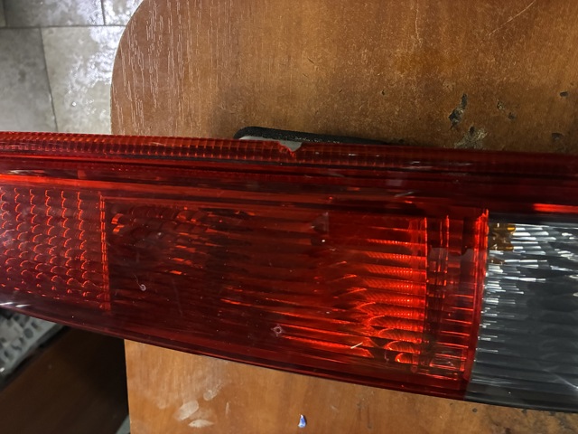 FORD 4M5113404F Фонарь задний правый в наличии Ужгород