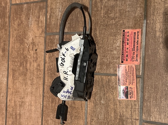 Замок задней двери, правой Фольксваген Гольф VI