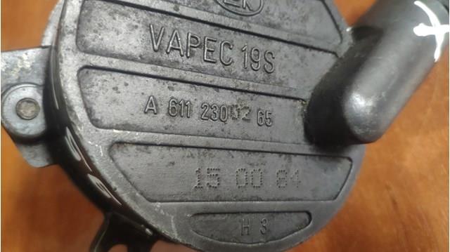 MERCEDES 6112300265 Насос вакуумный в наличии Тернополь