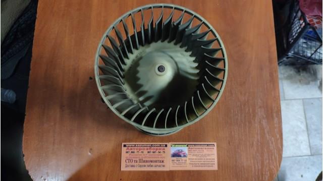 Мотор вентилятора печки (отопителя салона). bmw e39 64118372493