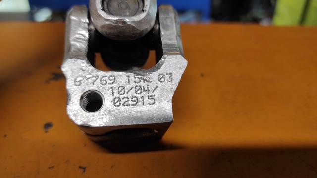 6769157 BMW Вал рулевой колонки нижний купить в Черновцы