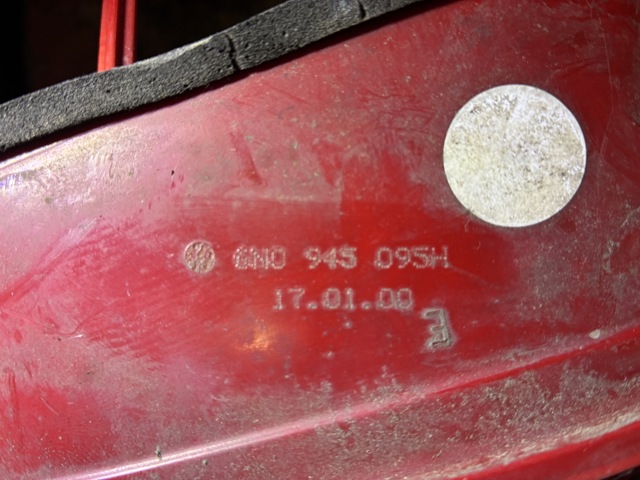 6N0945095H VAG Фонарь задний левый купить в Харьков