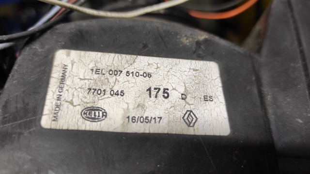 7701045175 RENAULT Фара правая купить в Павлоград